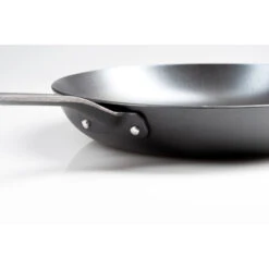 GSI Litecast Frying Pan 12'' 9 GSI Litecast Frying Pan 12'' -GSI Outdoors Shop iview 5045106 001 pic5